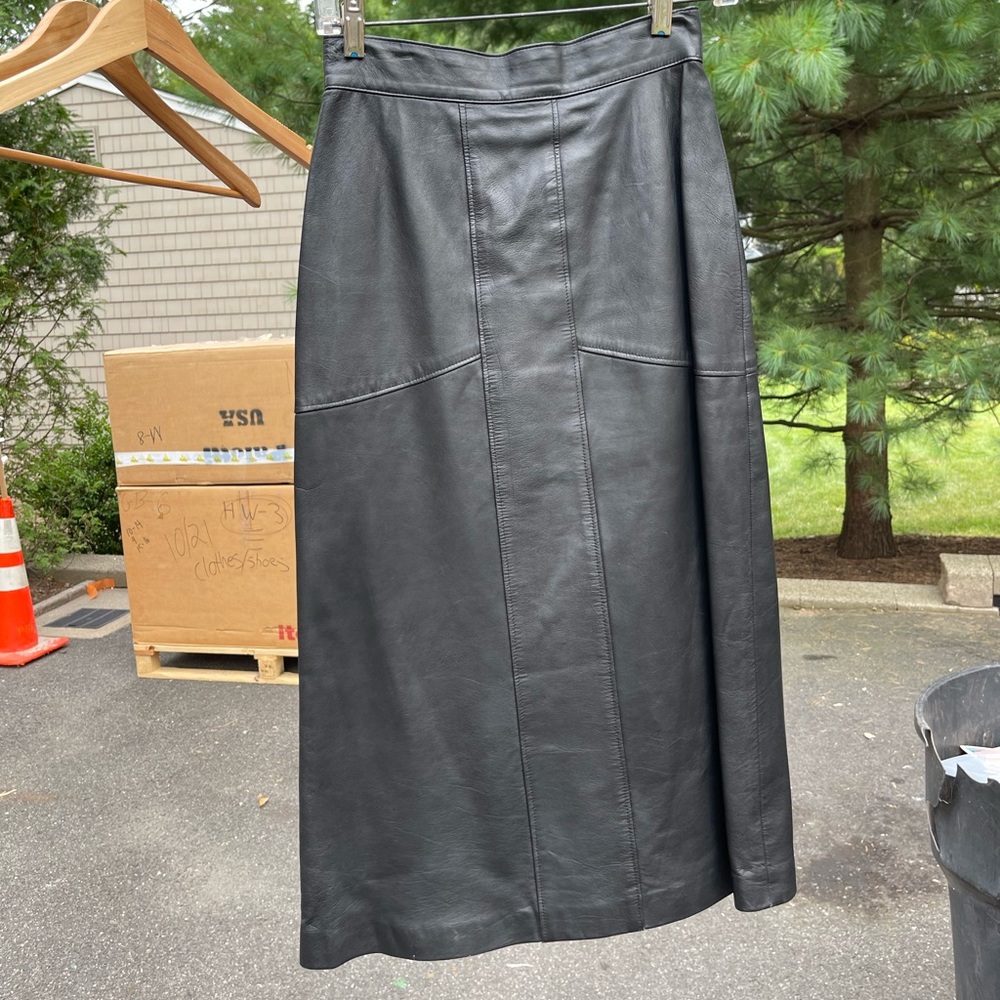 Leather skirt